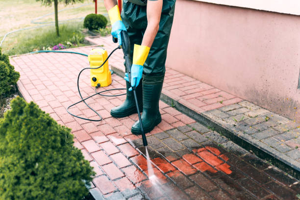 Best Roof Pressure Washing  in Marysville, KS